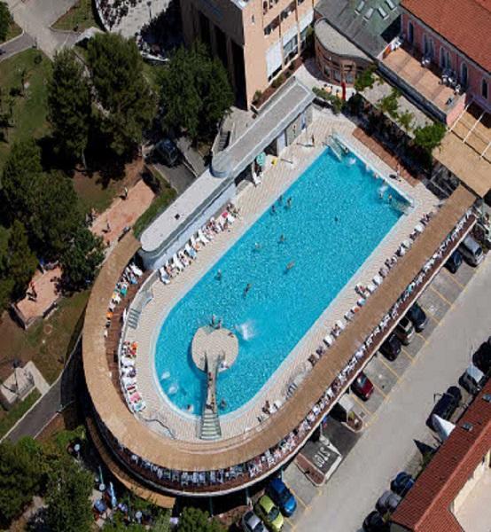Apartments Artemus Karliva Izola Ngoại thất bức ảnh